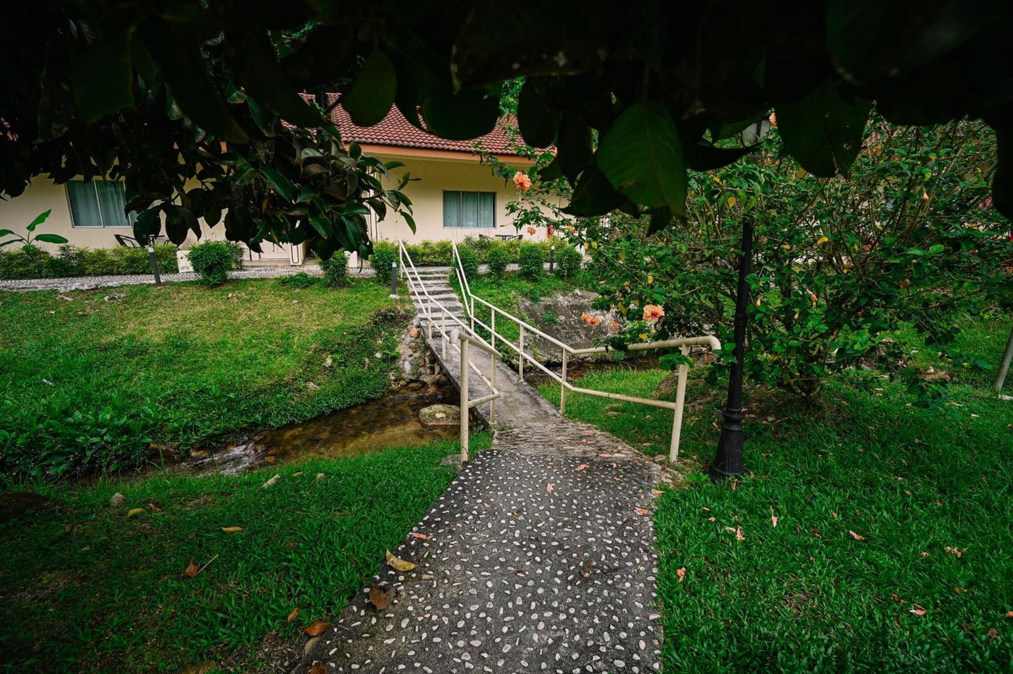 Lilla Rainforest Retreat - Hulu Langat Dış mekan fotoğraf